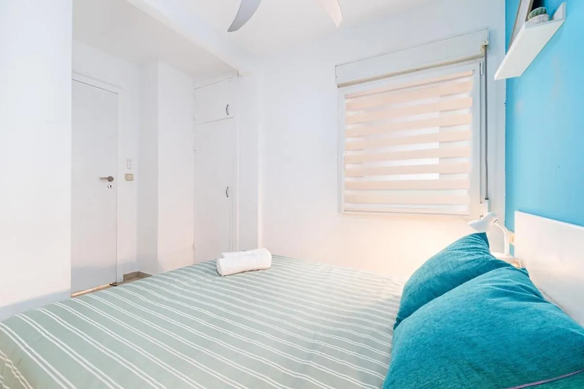 Salou -2Hb-4Pax -Beach-Sea View-Ac-Wifi15
