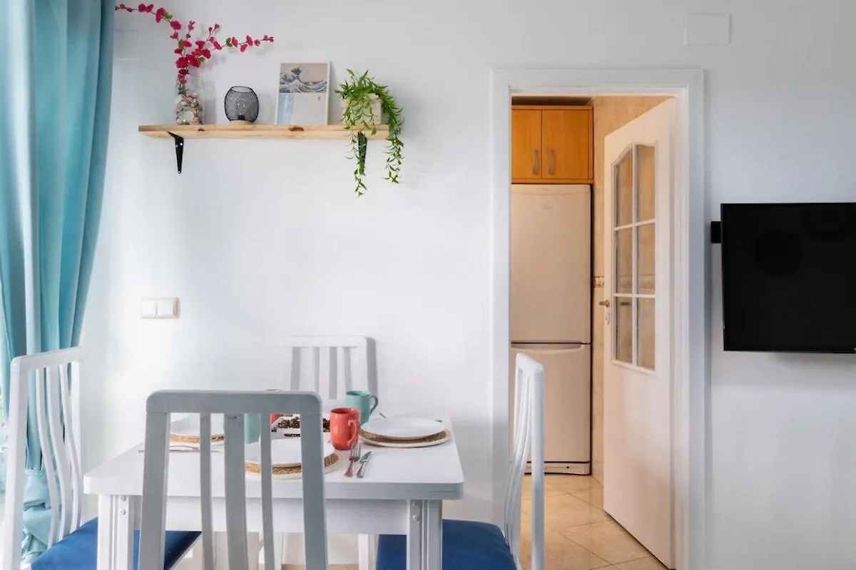 Salou -2Hb-4Pax -Beach-Sea View-Ac-Wifi15
