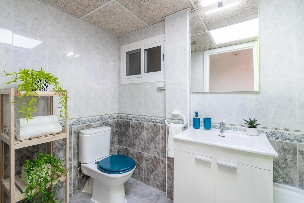 Salou -2Hb-4Pax -Beach-Sea View-Ac-Wifi15 0*,  Spain